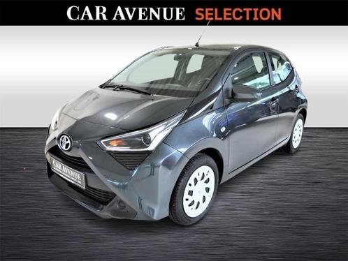 Toyota Aygo A/T x-play2 1.0 VVT-i 53kW, Auto's, Toyota, Bedrijf, Aygo, Airbags, Airconditioning, Bluetooth, Centrale vergrendeling