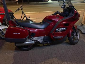 Honda Pan ST1100 (LAATSTE WEEK ) beschikbaar voor biedingen