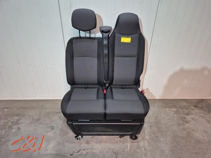 Bank rechts-voor van een Renault Master, Auto-onderdelen, Interieur en Bekleding, Renault, Gebruikt, 3 maanden garantie, Ophalen of Verzenden