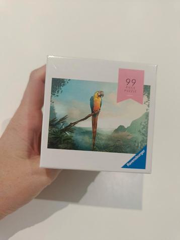 Puzzel 99 stukjes papegaai  beschikbaar voor biedingen