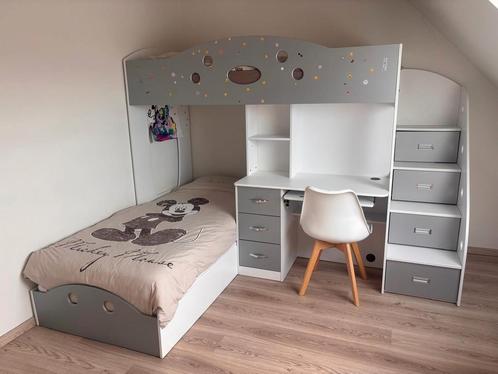 Prachtig stapelbed met bureau en kastjes, Kinderen en Baby's, Kinderkamer | Stapelbedden en Hoogslapers, Zo goed als nieuw, Stapelbed