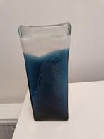 rechthoekige blauw-witte vaas (nieuw), Huis en Inrichting, Woonaccessoires | Vazen, Blauw, Nieuw, Ophalen of Verzenden, Glas