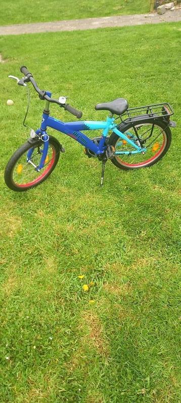 kinderfiets beschikbaar voor biedingen