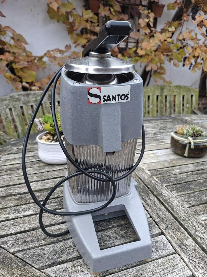 professionele fruitpers Santos, nieuwstaat 2024, Electroménager, Extracteurs de jus, Comme neuf, Enlèvement ou Envoi