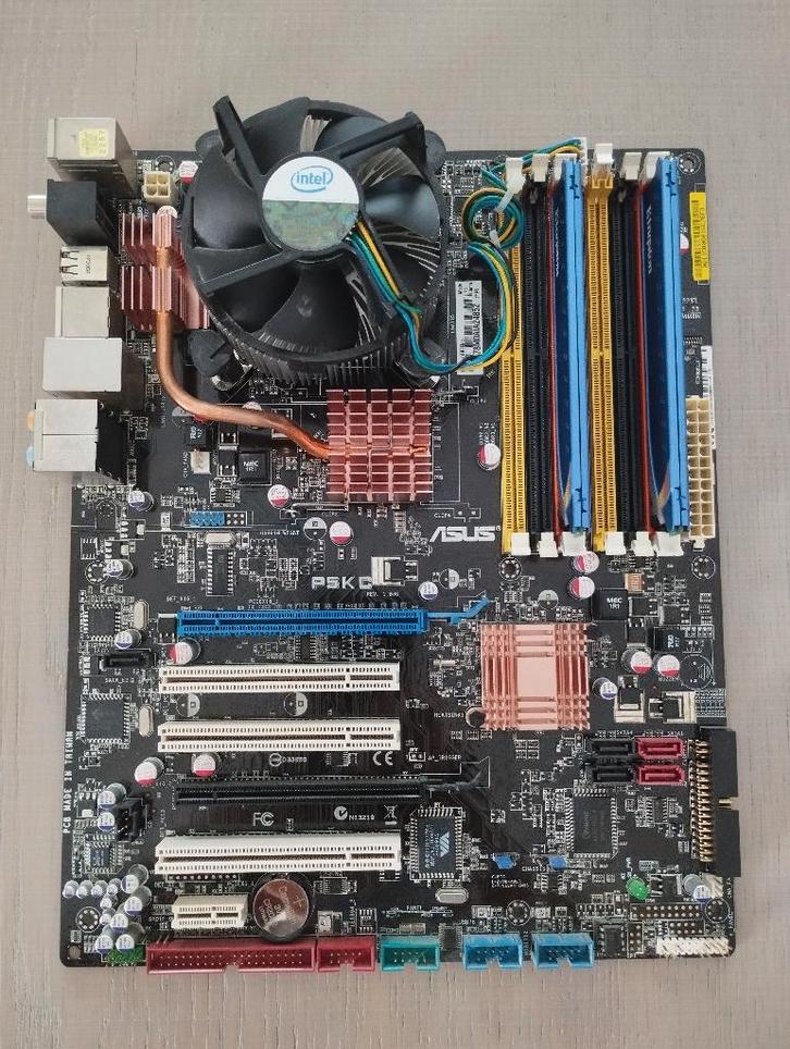 Asus P5KC + Intel core 2 duo E6550 + 2x2GO Ram KINGSTON, Computers en Software, Moederborden, Gebruikt, Intel, Ophalen of Verzenden