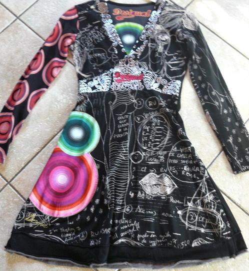 Une robe Desigual longue manche Taille : S, Kleding | Dames, Jurken, Gedragen, Maat 36 (S), Overige kleuren, Boven de knie, Ophalen of Verzenden