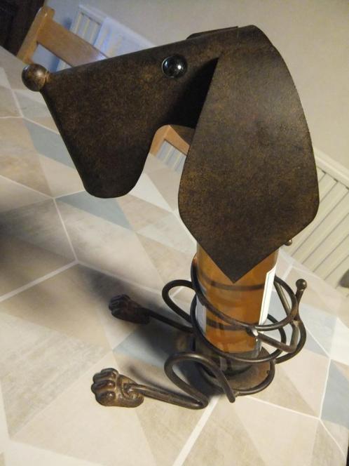 flessenhouder,hond, Huis en Inrichting, Woonaccessoires | Wijnrekken, Zo goed als nieuw, Metaal, Minder dan 5 flessen, Ophalen of Verzenden