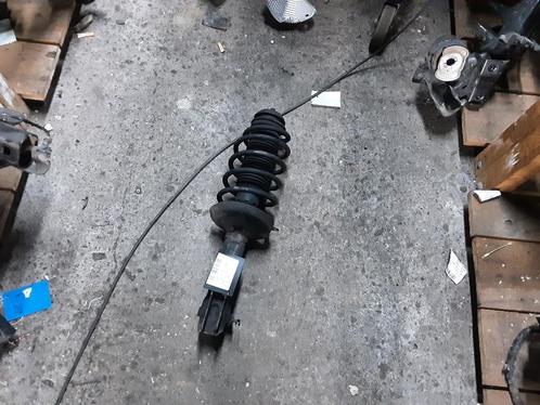 SCHOKBREKER LINKS VOOR Volkswagen Polo III (6N1), Auto-onderdelen, Ophanging en Onderstel, Volkswagen, Gebruikt