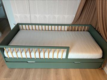 Matelas en mousse froide pour enfants (90x190) disponible aux enchères