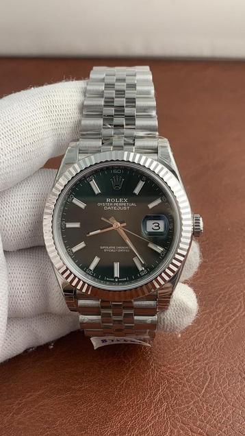 Rolex Datejust. Vert menthe  disponible aux enchères