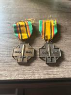 2 verschillende medailles 1940-1945, Verzamelen, Ophalen, Landmacht, Lintje, Medaille of Wings