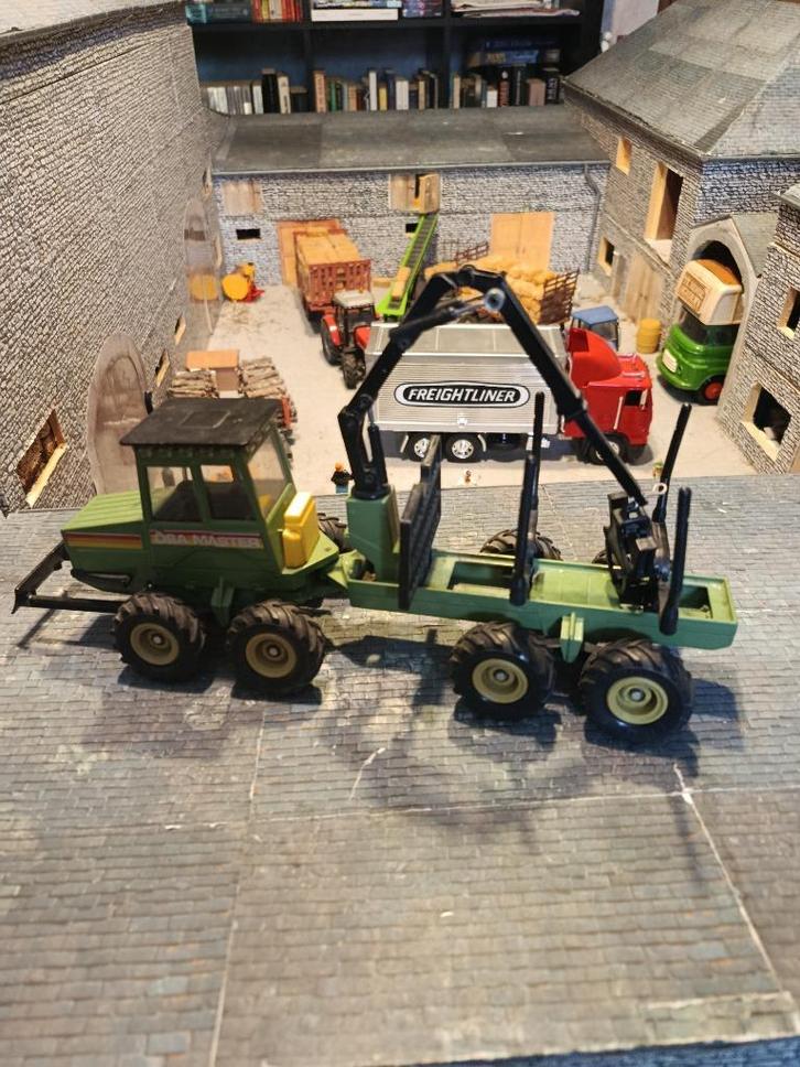 Bosexpediteur Osa Master Siku, Hobby en Vrije tijd, Modelauto's | 1:32, Gebruikt, Tractor of Landbouw, SIKU, Ophalen of Verzenden