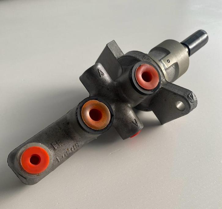 BMW hoofdremcilinder, Auto-onderdelen, Remmen en Aandrijving, BMW, Gebruikt, Ophalen of Verzenden