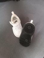 Basket bébé Nike pointure 21, Comme neuf, Enlèvement, Chaussures