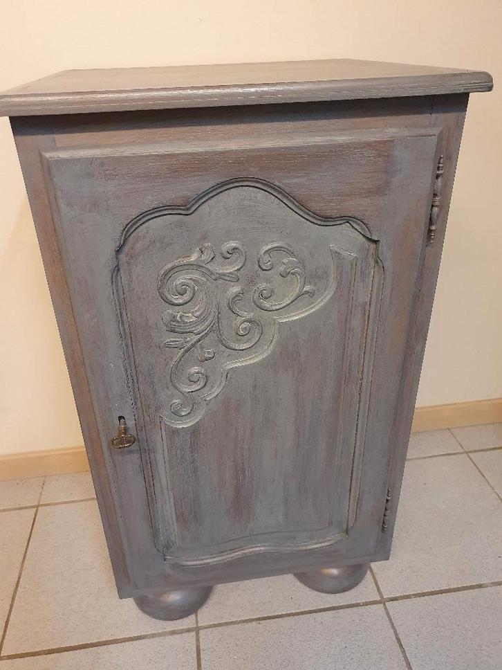 Retro eiken kastje, Huis en Inrichting, Kasten | Dressoirs, Gebruikt, Minder dan 50 cm, 25 tot 50 cm, Met lade(s), Met plank(en)