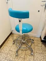 Chaise pour dentiste, Zo goed als nieuw