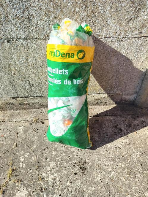 Gratis lege zakken 15 kg, Doe-het-zelf en Bouw, Overige Doe-Het-Zelf en Bouw, Ophalen