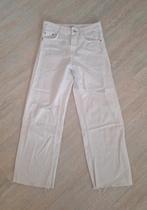 Jean boyfriend droit à trous de la marque Bershka, Vêtements | Femmes, Jeans, Neuf, Enlèvement, Blanc, W27 (confection 34) ou plus petit