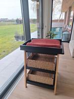 Verzorgingstafel, Enlèvement