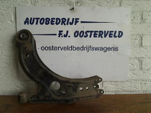 Draagarm links-voor van een Volkswagen Golf, Auto-onderdelen, Ophanging en Onderstel, Volkswagen, Gebruikt, 3 maanden garantie
