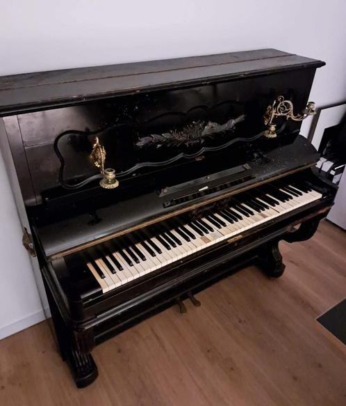 Klassieke piano - gratis, Muziek en Instrumenten, Piano's, Piano, Ophalen