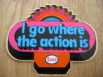 Sticker Esso I go where the action is 10 x 8 cm, Ophalen of Verzenden, Nieuw, Auto of Motor