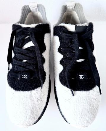 CHANEL KNIT SNEAKERS, I G35199, (NEW €1.400) ORIGINEEL💖💖💖 beschikbaar voor biedingen