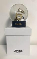 Chanel - Nieuwe sneeuwbol 2026 - Nieuw met doos, Verzamelen, Ophalen of Verzenden, Nieuw, Overige typen, Gevuld