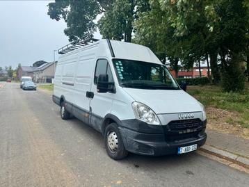 Iveco Daily 2013 zeer proper 174000 km 2300cc beschikbaar voor biedingen