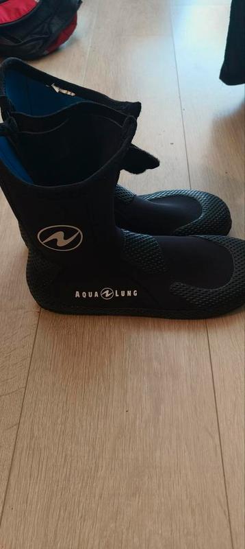 Duikbotjes 3mm maat 43 - nieuw beschikbaar voor biedingen