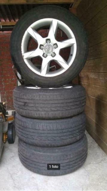 4 Audi velgen met band 205/60/R16 beschikbaar voor biedingen