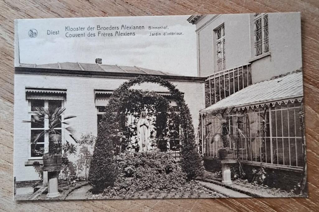 postkaart Diest - Klooster der Broeders Alexianen, Verzamelen, Ophalen of Verzenden, Ongelopen, Vlaams-Brabant