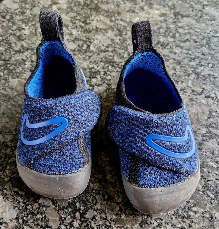 Nike Swoosh 1 (maat 19.5) - zo goed als nieuw, Kinderen en Baby's, Babykleding | Schoentjes en Sokjes, Zo goed als nieuw, Jongetje of Meisje