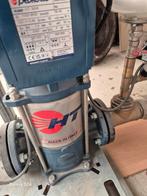 Pompe à vendre  jamais utilisé  neuf, Doe-het-zelf en Bouw, Gereedschap | Freesmachines, Ophalen of Verzenden, Zo goed als nieuw