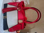 Nieuwe handtas, Handtassen en Accessoires, Tassen | Damestassen, Ophalen, Nieuw, Rood, Handtas