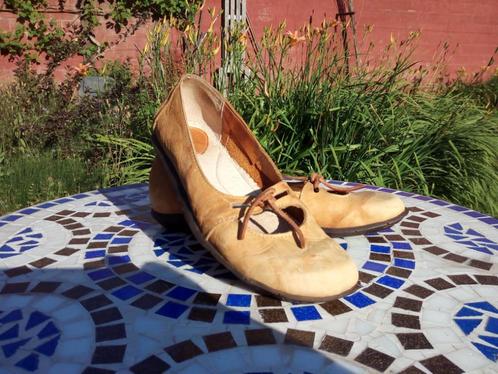Lage leren schoenen voor het tussenseizoen, Kleding | Dames, Schoenen, Gedragen, Schoenen met lage hakken, Geel, Ophalen