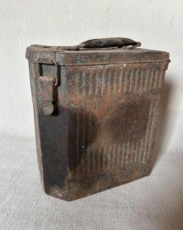 wo2 - Frans kistje voor 60mm mortieren Mle 1935 - LEEG beschikbaar voor biedingen