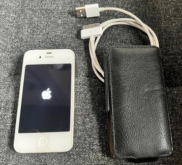 iPhone 4s - 8GB (oplaadkabel en hoesje) beschikbaar voor biedingen