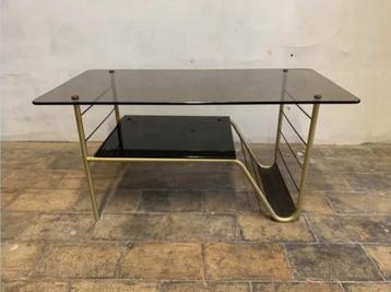 Table basse vintage  italienne, 1950, metal et verre disponible aux enchères