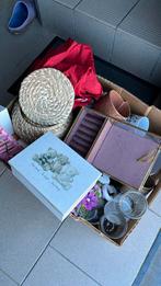 Door vol met items voor rommelmarkt verkoop., Ophalen, Zo goed als nieuw