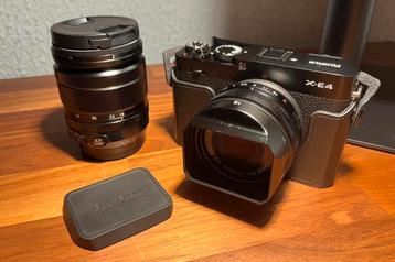 Fujifilm X-E4 + 18-55mm + 18mm + accessoires COMME NEUF beschikbaar voor biedingen