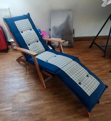 Tuinstoelen beschikbaar voor biedingen