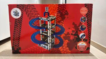 Parkeergarage Dreamland 85cm hoog beschikbaar voor biedingen