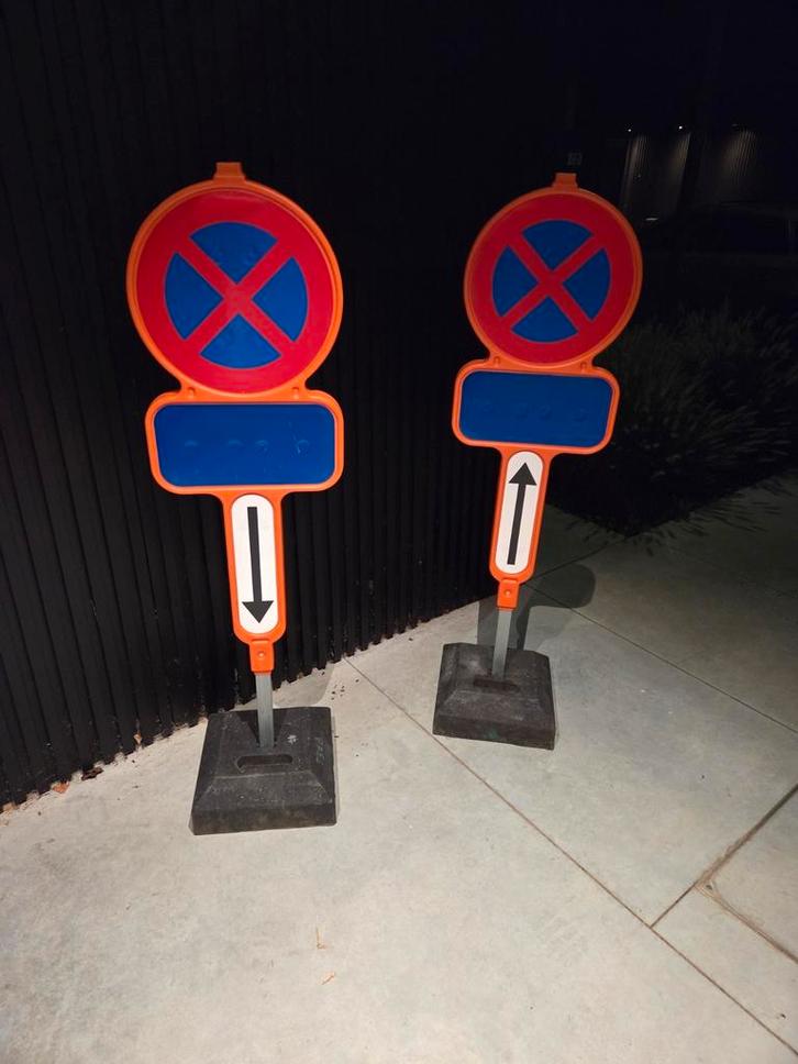 Te HUUR - E3 verkeersborden set - DE GOEDKOOPSTE, Doe-het-zelf en Bouw, Overige Doe-Het-Zelf en Bouw, Zo goed als nieuw, Ophalen