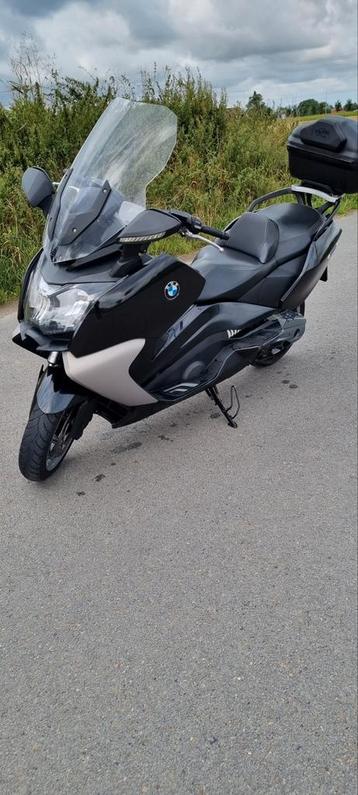 BMW C650 GT scooter