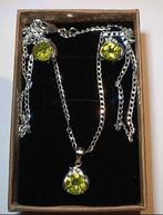 Sterling zilveren set met natuurlijke peridot, Nieuw, Ophalen of Verzenden, Met edelsteen, Groen