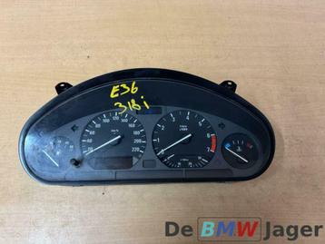 Instrumentenpaneel BMW 3-serie E36 62118361208 beschikbaar voor biedingen