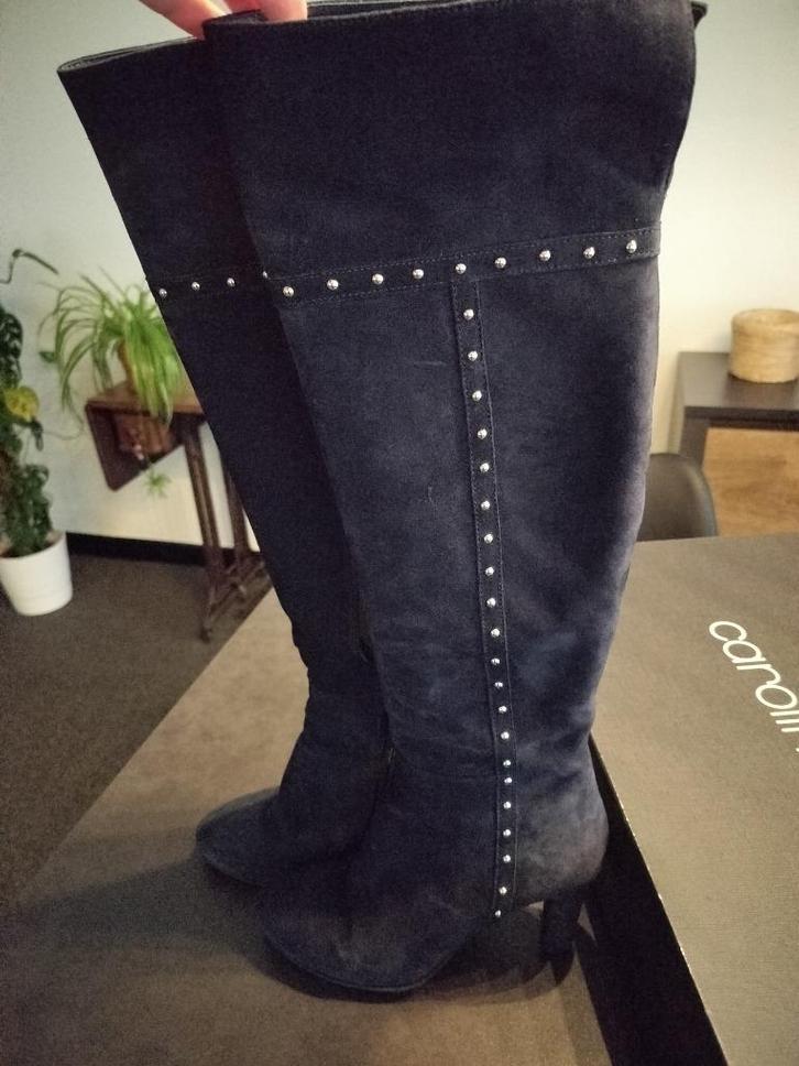 Prachtige donkerblauwe daim laarzen Caroline Biss, Kleding | Dames, Schoenen, Zo goed als nieuw, Hoge laarzen, Blauw, Ophalen of Verzenden