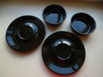 2 zwarte bordjes en kommetjes, Huis en Inrichting, Keuken | Servies, Ophalen of Verzenden, Zo goed als nieuw, Effen