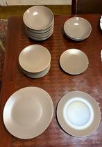 Lot service vaisselle 36 pièces, Enlèvement, Comme neuf, Service complet